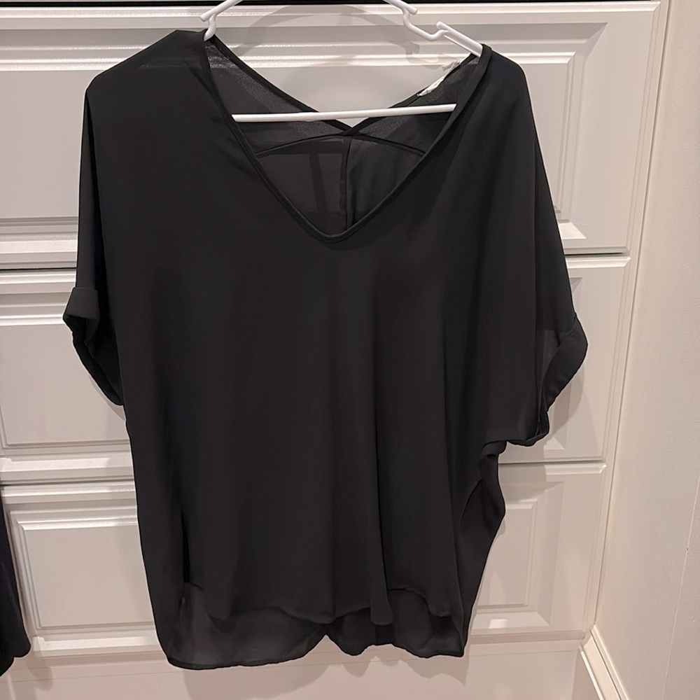 Lush Black Top